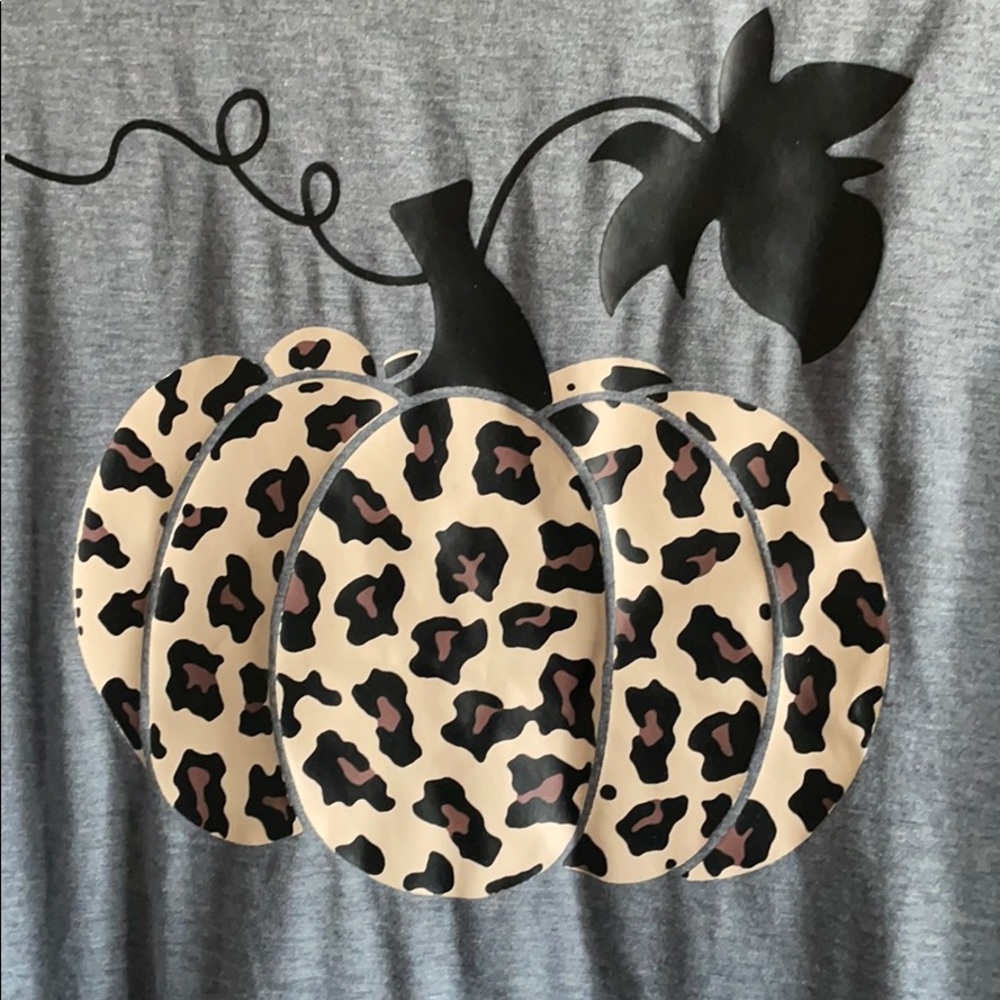Fall pumpkin shirt! 🎃